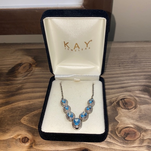 Blue Necklace - Picture 1 of 4